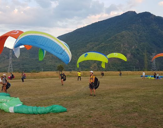 Tandem cu parapanta - Cursuri de zbor cu parapanta Alba iulia